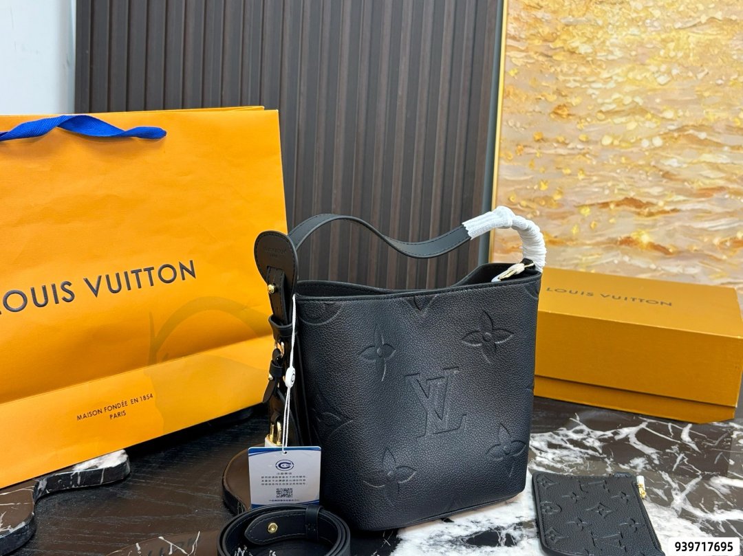 LOUIS VUITTON 467658 – Ansicht 1