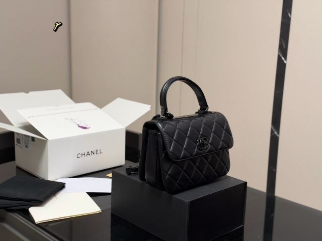 CHANEL 467697