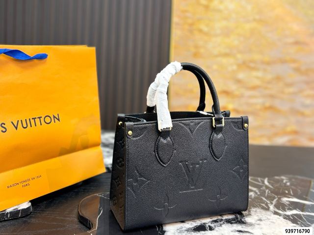 LOUIS VUITTON 467659
