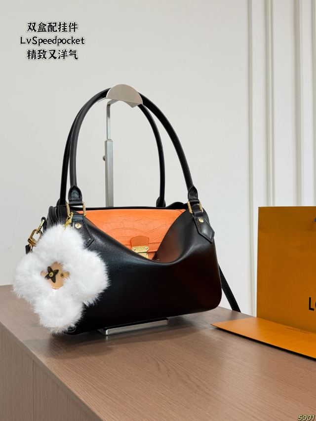LOUIS VUITTON 467645